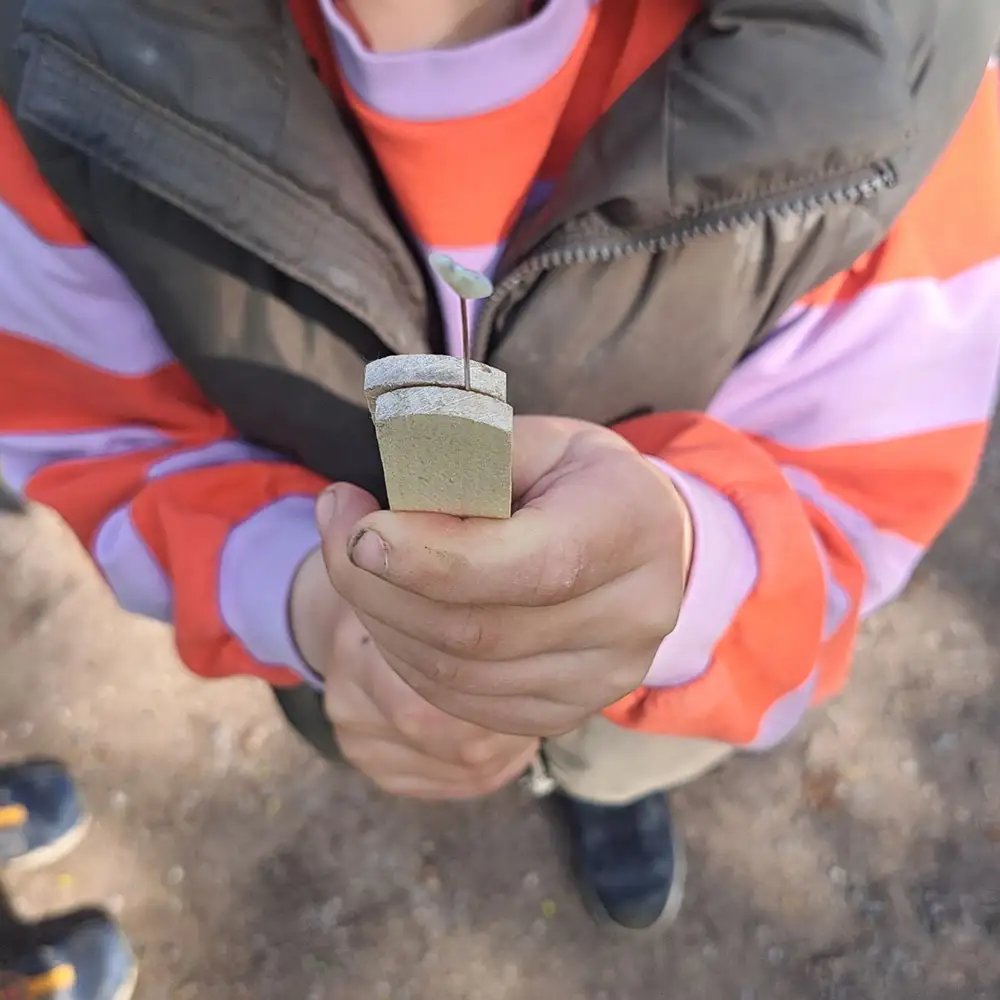 e9b6a1fb3321540a threema 20260423 202712059